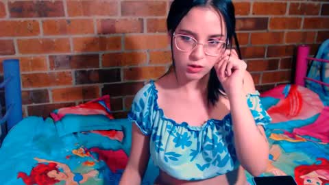 Snapshot of danaiisabella chatting on September 2025 07:01:01 AM dana online show from September 2025 07:01:01 AM