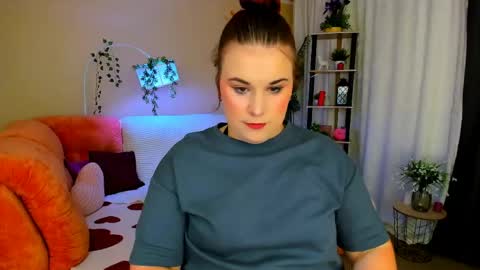Snapshot of dancingsurprise chatting on June 2026 03:13:02 AM Olivia online show from June 2026 03:13:02 AM