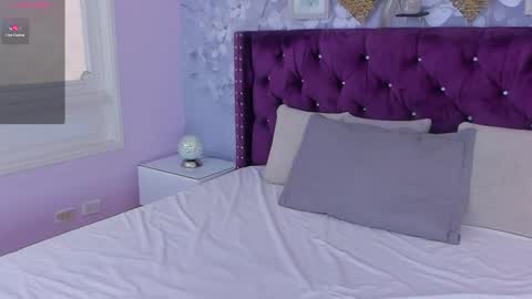 Snapshot of danee_19 chatting on February 2025 02:40:01 PM Daniela online show from February 2025 02:40:01 PM