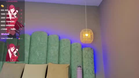 Snapshot of danee_19 chatting on December 2025 11:04:02 AM Daniela online show from December 2025 11:04:02 AM