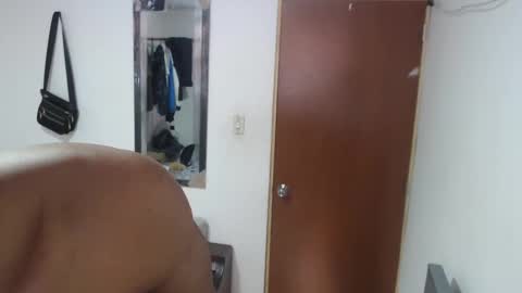 Snapshot of dani_browx chatting on December 2025 06:47:02 PM dani_browx online show from December 2025 06:47:02 PM