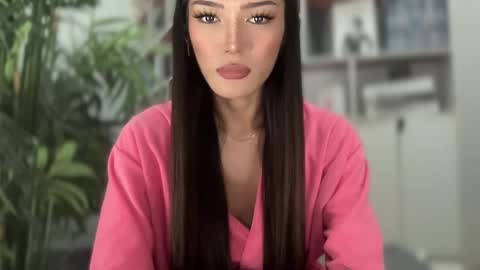 Snapshot of danica_walton chatting on January 2025 04:40:01 PM danica_walton online show from January 2025 04:40:01 PM