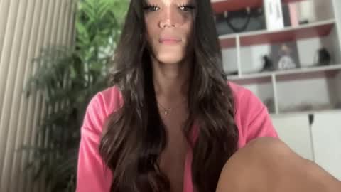 Snapshot of danica_walton chatting on February 2025 02:14:02 PM danica_walton online show from February 2025 02:14:02 PM