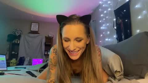 Snapshot of danidragon69 chatting on December 2024 07:11:02 AM Dani Dragon online show from December 2024 07:11:02 AM