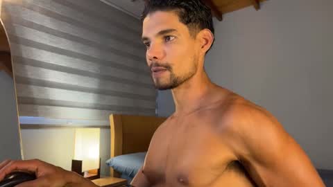 Daniel  online show from January 2025 10:08:02 PM