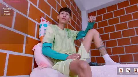 daniel_deluxx online show from July 2026 10:29:02 AM