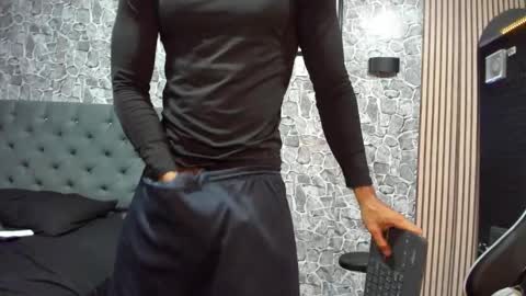 daniel_leconte online show from October 2025 06:04:02 AM