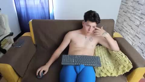 daniel_leon_c online show from April 2026 06:43:02 PM