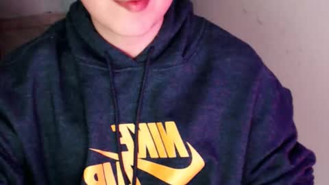 Snapshot of daniel_ruis16 chatting on December 2024 11:45:02 PM daniel_ruis16 online show from December 2024 11:45:02 PM