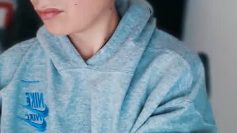 Snapshot of daniel_ruis16 chatting on March 2025 03:15:02 PM daniel_ruis16 online show from March 2025 03:15:02 PM