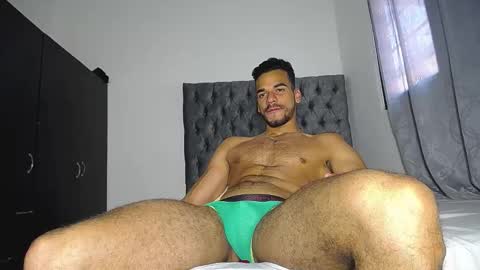 Snapshot of daniel_sherlock chatting on January 2025 01:58:02 PM Daniel Sherlock online show from January 2025 01:58:02 PM