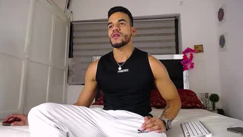 Snapshot of daniel_sherlock chatting on September 2025 12:23:02 AM Daniel Sherlock online show from September 2025 12:23:02 AM