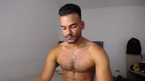 Snapshot of daniel_sherlock chatting on November 2025 03:12:01 PM Daniel Sherlock online show from November 2025 03:12:01 PM