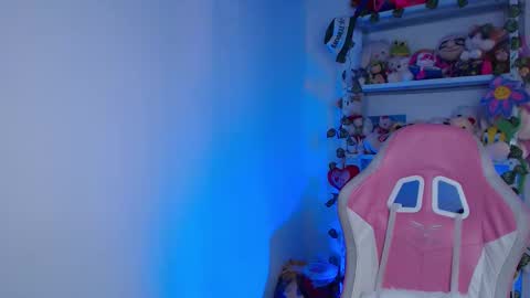 Snapshot of daniela_cute22 chatting on November 2025 04:40:02 PM DANIELA online show from November 2025 04:40:02 PM