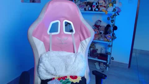 Snapshot of daniela_cute22 chatting on January 2026 11:25:02 AM DANIELA online show from January 2026 11:25:02 AM