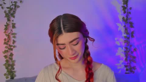 Snapshot of daniela_saenz1 chatting on December 2024 10:45:01 PM Dani Saenz online show from December 2024 10:45:01 PM