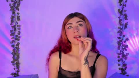 Snapshot of daniela_saenz1 chatting on December 2024 10:41:01 PM Dani Saenz online show from December 2024 10:41:01 PM