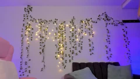 Snapshot of daniela_saenz1 chatting on December 2025 02:28:01 AM Dani Saenz online show from December 2025 02:28:01 AM