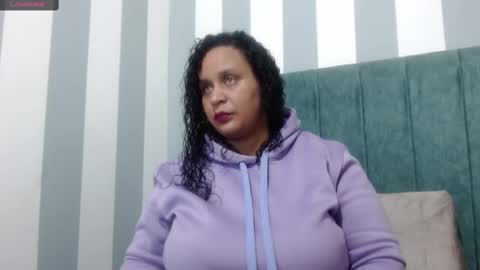 Snapshot of danielaa_a chatting on February 2025 01:41:01 PM Daniela online show from February 2025 01:41:01 PM