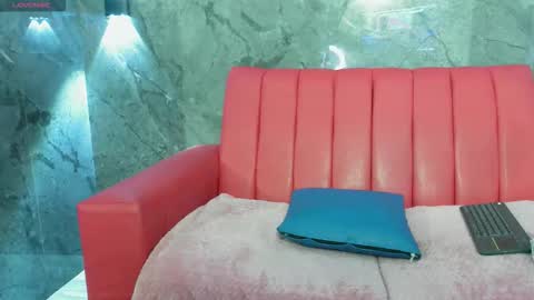 Snapshot of danielaa_a chatting on November 2025 10:21:01 PM Daniela online show from November 2025 10:21:01 PM