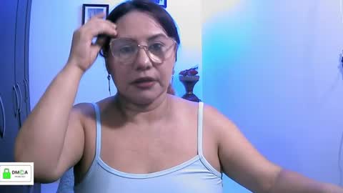 dayanna online show from August 2026 04:34:02 PM