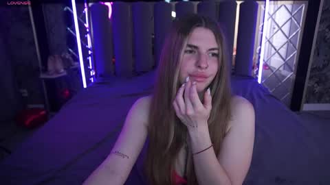 danielareign online show from April 2026 12:51:02 PM