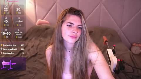 danielareign online show from April 2026 05:30:01 PM