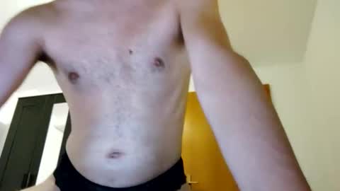 Snapshot of danielbt28 chatting on December 2025 09:42:02 PM danielbt28 online show from December 2025 09:42:02 PM