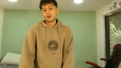 danielitopapii online show from January 2026 01:37:02 PM