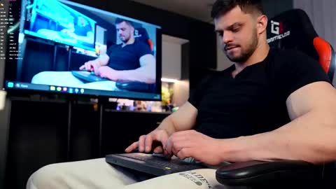 Daniel Kraig online show from February 2026 09:23:01 PM