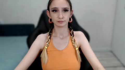 Daniella Martin online show from January 2025 04:12:01 AM