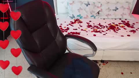 Snapshot of danielle_smithh chatting on February 2025 10:22:01 AM Danielle Smith online show from February 2025 10:22:01 AM