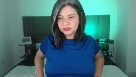 daniellerain online show from March 2025 01:05:01 AM