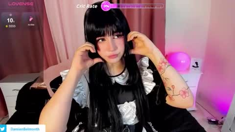 Danielle  online show from December 2025 12:58:02 PM