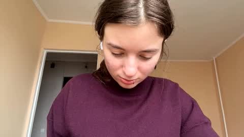 Snapshot of daniellevaulet chatting on November 2025 07:52:01 AM Mia online show from November 2025 07:52:01 AM