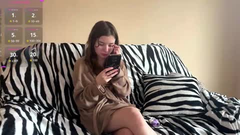 Snapshot of daniellevaulet chatting on November 2025 07:51:02 AM Mia online show from November 2025 07:51:02 AM