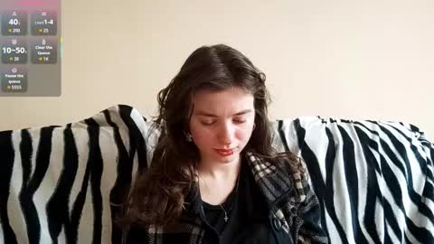 Snapshot of daniellevaulet chatting on December 2025 08:42:02 AM Mia online show from December 2025 08:42:02 AM