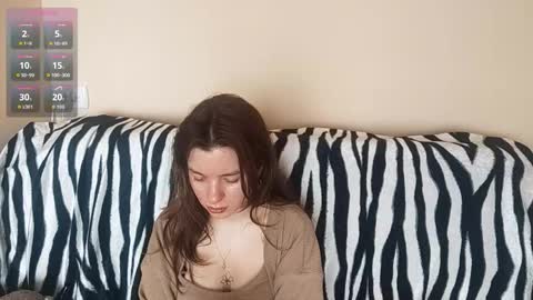 Snapshot of daniellevaulet chatting on February 2026 07:25:01 AM Mia online show from February 2026 07:25:01 AM