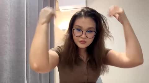 Snapshot of daniellparajon chatting on November 2025 07:41:01 AM Luna online show from November 2025 07:41:01 AM