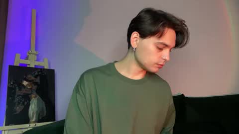 danieltuckerr online show from November 2025 06:43:02 PM