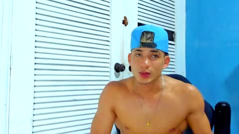 Snapshot of danii_scot chatting on January 2025 10:05:01 AM Dani online show from January 2025 10:05:01 AM