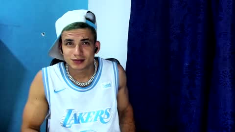 Snapshot of danii_scot chatting on February 2025 03:41:02 AM Dani online show from February 2025 03:41:02 AM