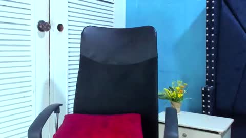 Snapshot of danii_scot chatting on February 2025 03:53:01 AM Dani online show from February 2025 03:53:01 AM