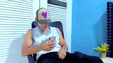 Snapshot of danii_scot chatting on February 2025 04:07:01 AM Dani online show from February 2025 04:07:01 AM