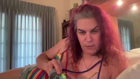 Dani online show from December 2025 05:42:02 PM