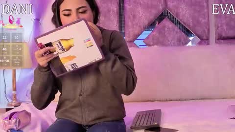 Danilu and Eva online show from February 2026 06:06:01 PM