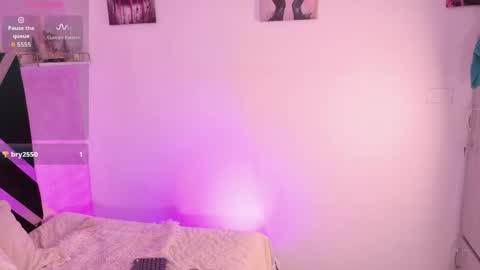 Snapshot of daninianderson chatting on May 2026 02:46:01 PM daninianderson online show from May 2026 02:46:01 PM