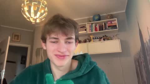 danio hot online show from December 2024 11:22:01 AM