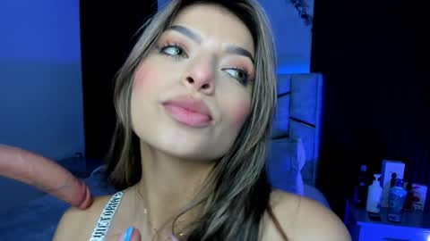 Dani Phonenix online show from December 2024 09:29:02 PM