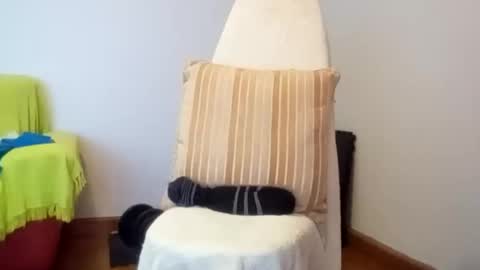 Snapshot of daniroca8 chatting on April 2026 04:18:01 PM daniroca8 online show from April 2026 04:18:01 PM